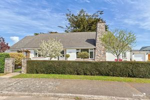 Photo 22- click for photo gallery